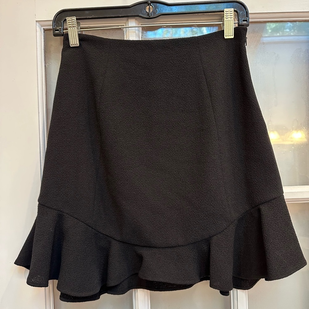 Black Halo Flared Chic Black Party Cocktail Mini Skirt with Ruffle Hem Size 2 XS
